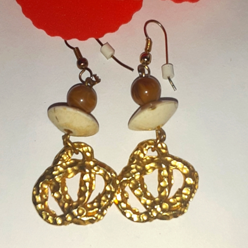 Beautiful colors brown and white dangle earrings